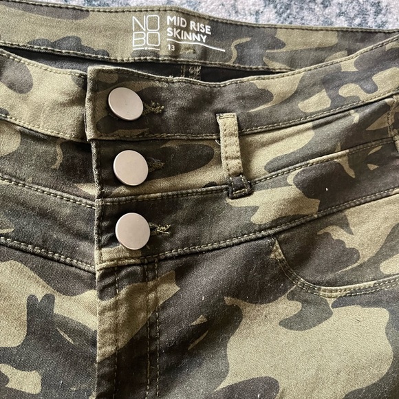 Like new camouflage jeans. Mid rise skinny. Size 13. Brand is No Boundaries. - Picture 3 of 3